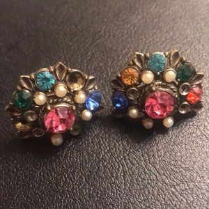 Vintage Curo screw back earrings